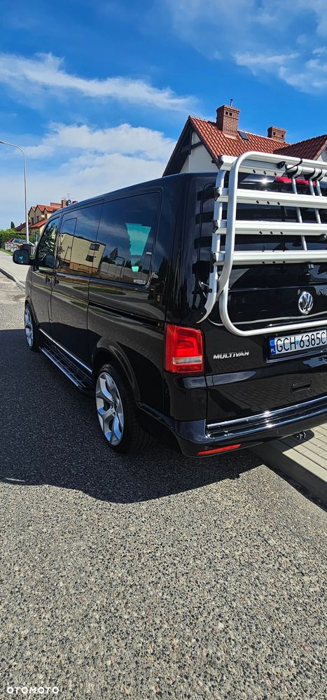 Volkswagen Multivan - 15