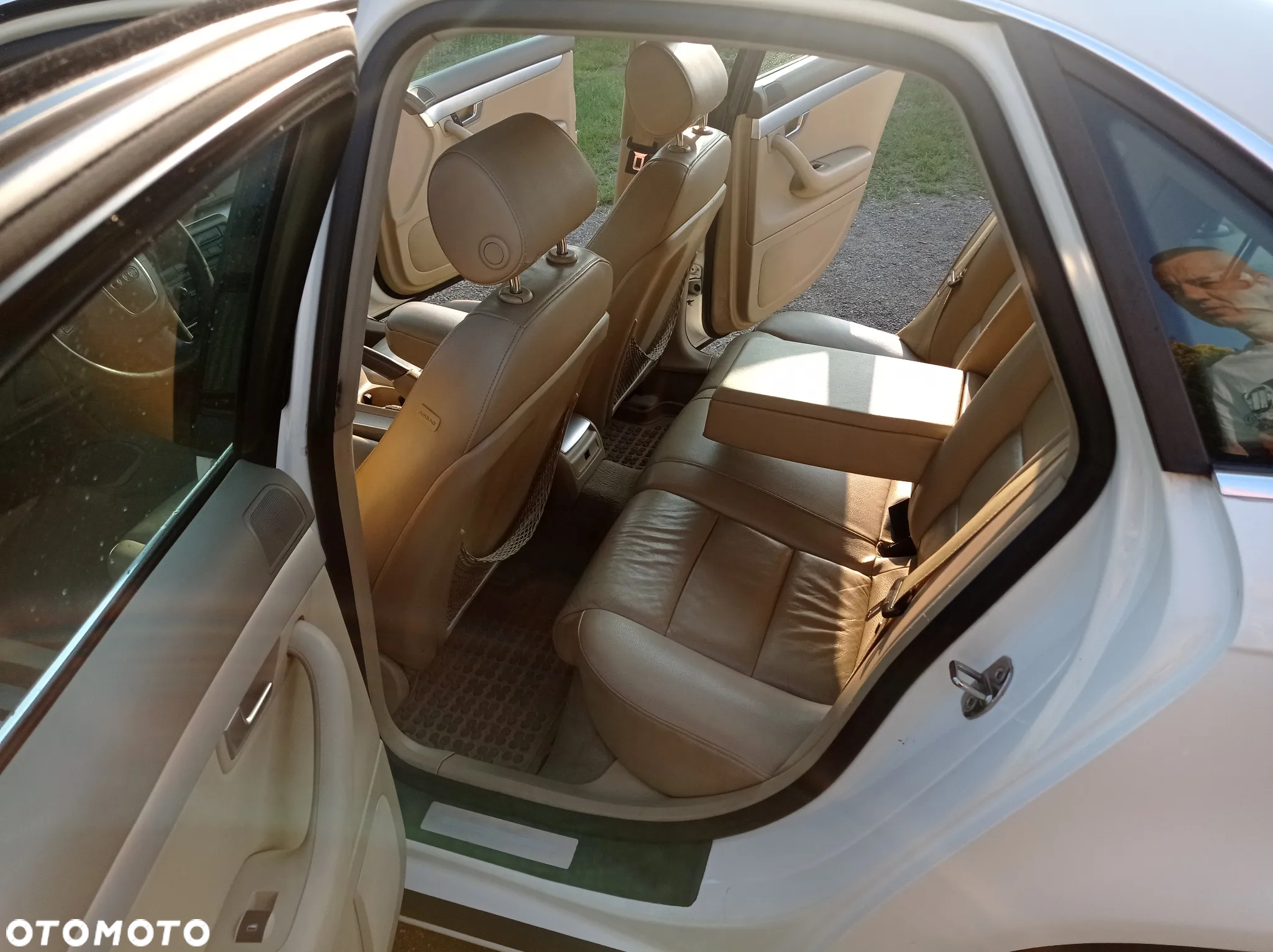 Audi A4 2.0 T FSI quattro tiptronic - 19