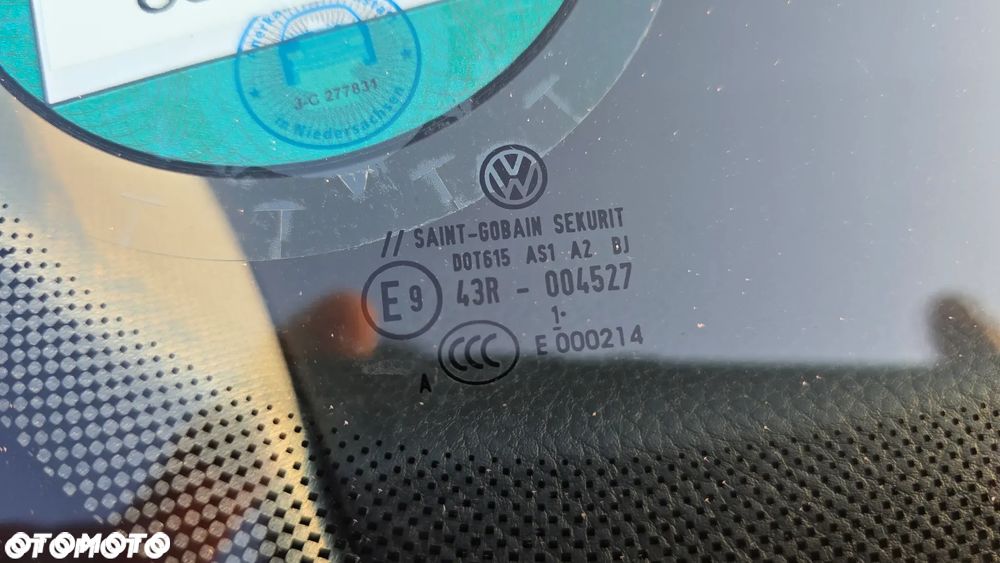 Volkswagen Golf - 30