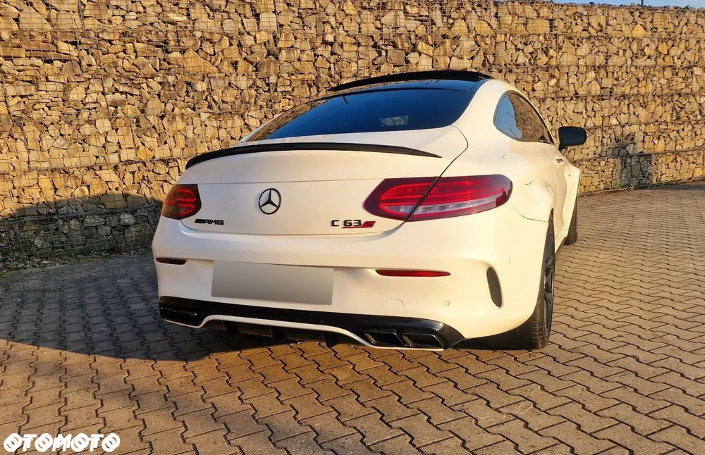 Mercedes-Benz Klasa C AMG 63 Coupe S AMG Speedshift 7G-MCT - 18