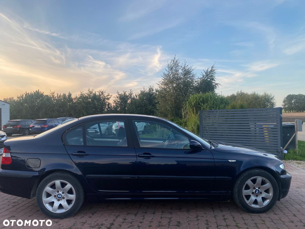 BMW Seria 3 318i - 20