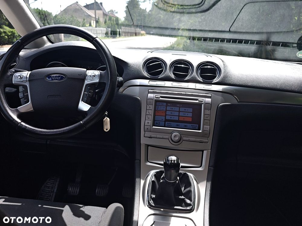 Ford S-Max 2.0 Titanium - 19