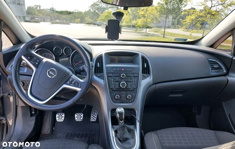 Opel Astra - 4