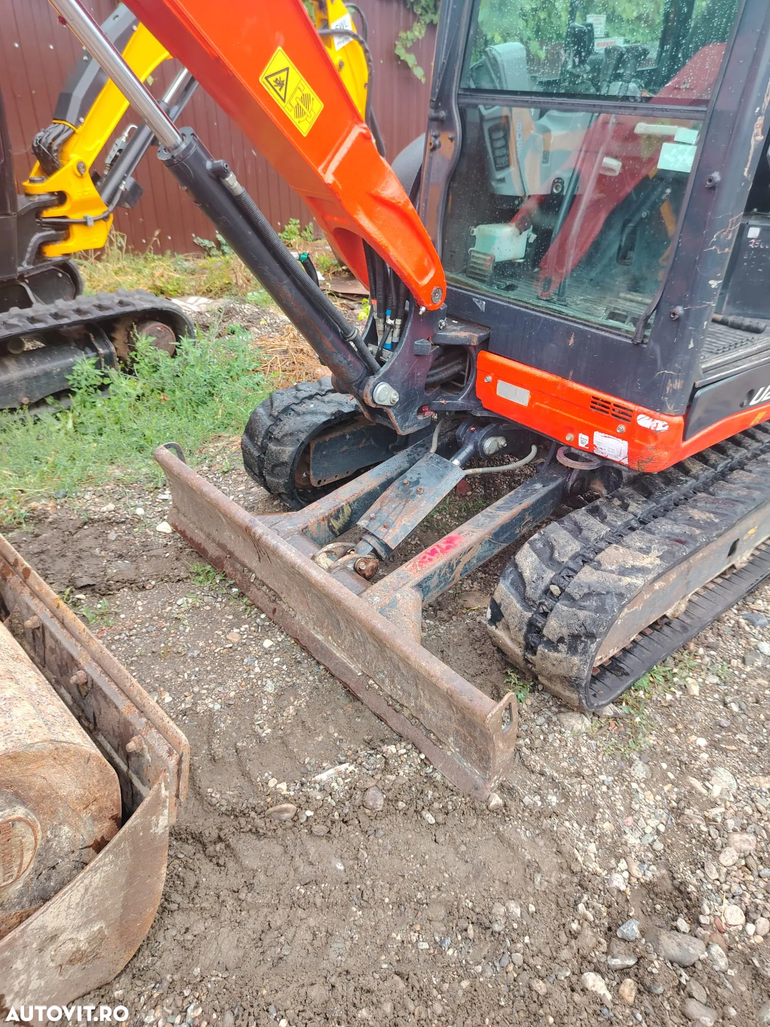 Kubota U27 - 6