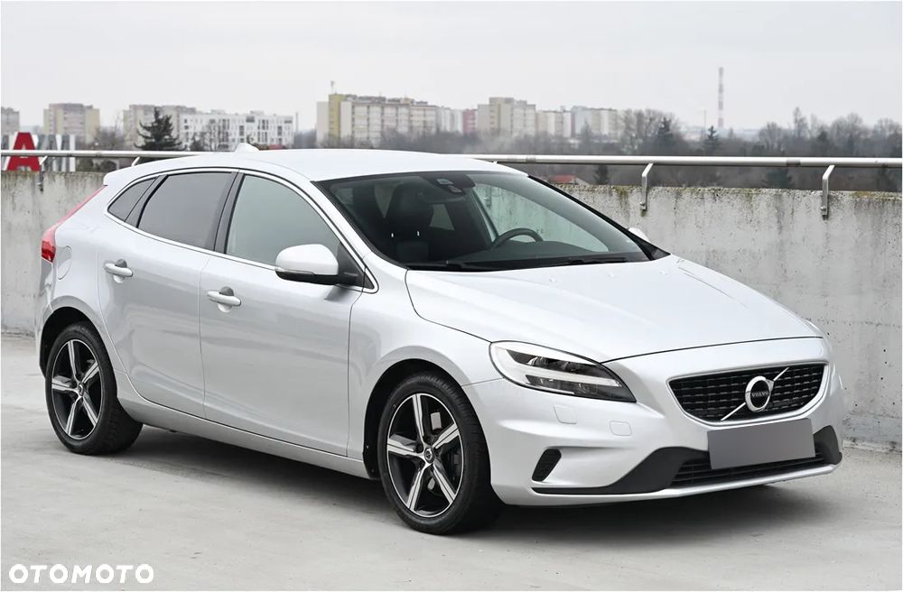 Volvo V40 D2 Geartronic RDesign - 14