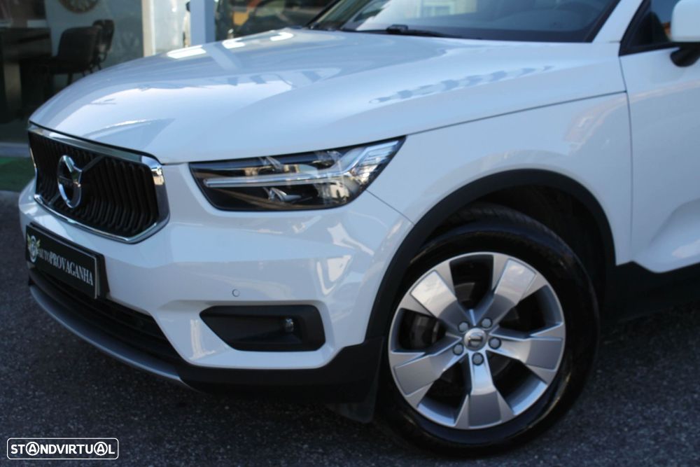 Volvo XC 40 1.5 T2 Momentum Core - 4