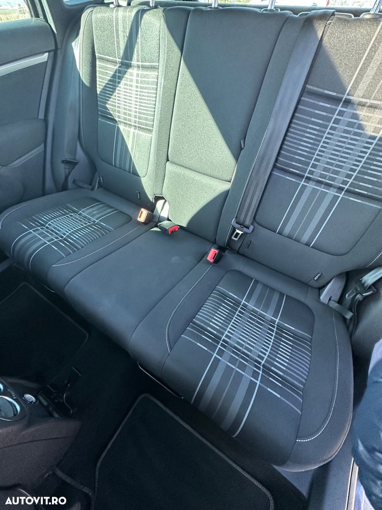 Volkswagen Tiguan 2.0 TDI DPF 4Motion BlueMotion Technology DSG Lounge Sport & Style - 16