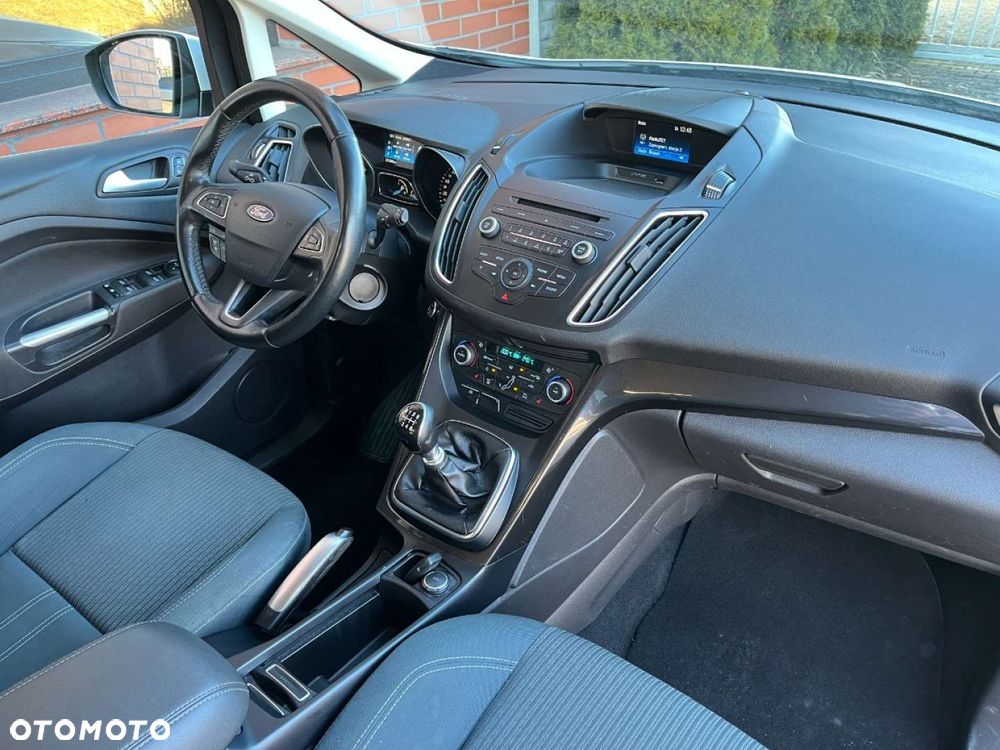 Ford Grand C-MAX - 8