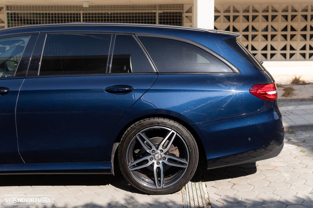Mercedes-Benz E 220 - 35