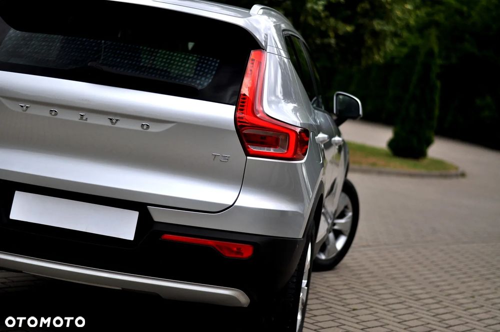 Volvo XC 40 T3 Momentum Pro - 13