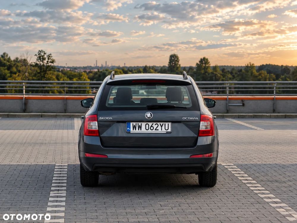 Skoda Octavia 2.0 TDI Ambition - 6