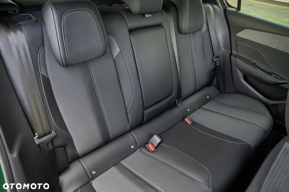 Peugeot 308 BlueHDi 130 EAT8 Allure - 8