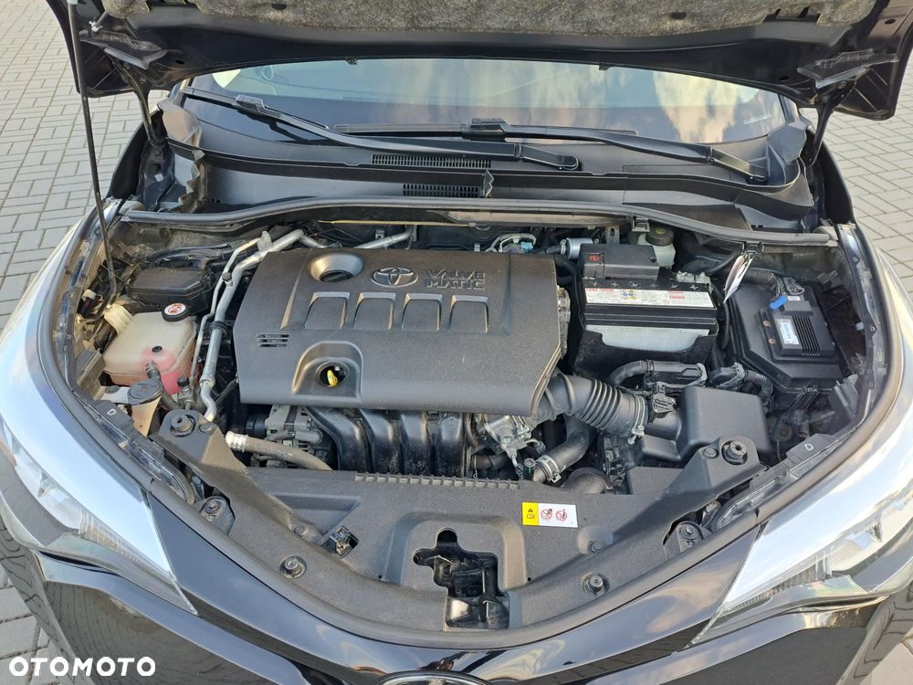 Toyota C-HR - 11