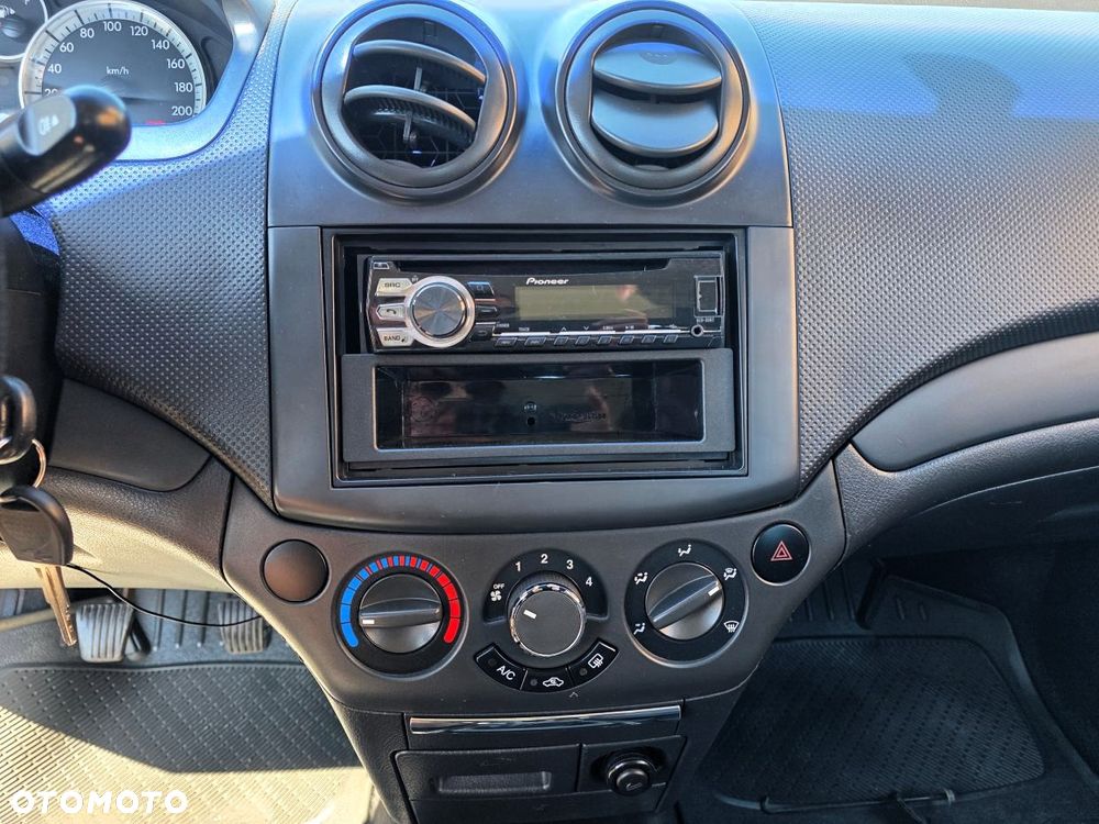 Chevrolet Aveo 1.4 SE / Star (abs,air2,klm) - 14
