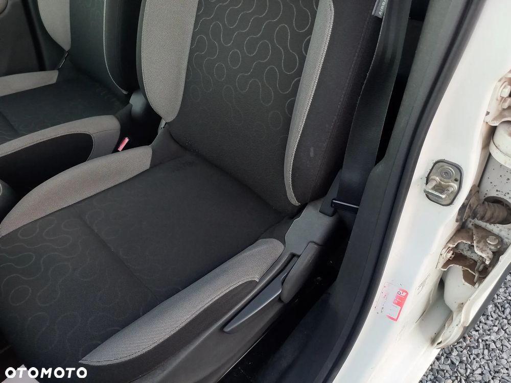 Citroën C3 Picasso 1.6 HDi Attraction - 20