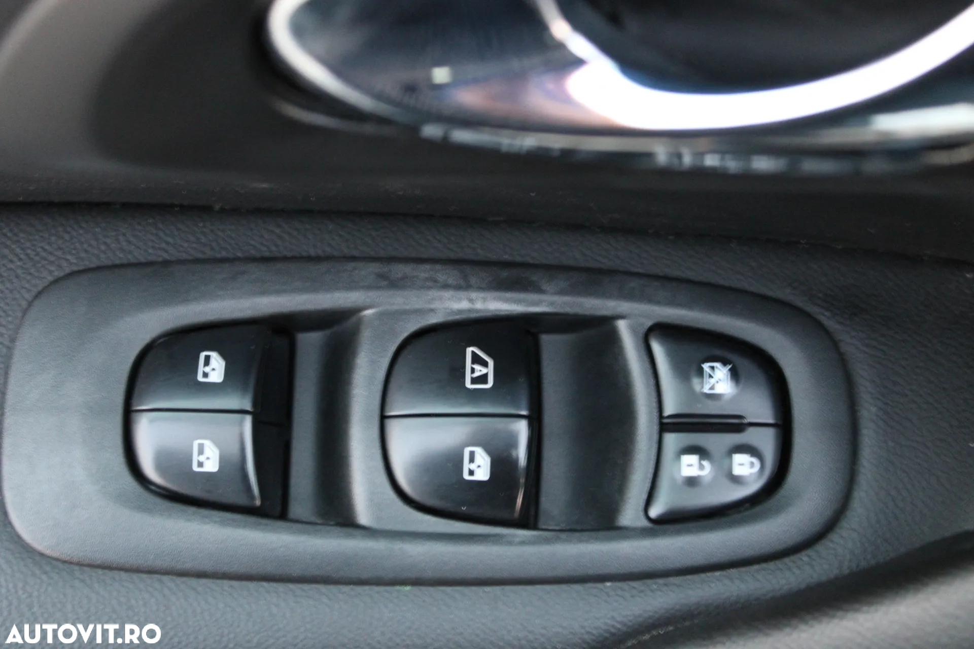 Renault Kadjar Energy dCi 130 Bose Edition - 28