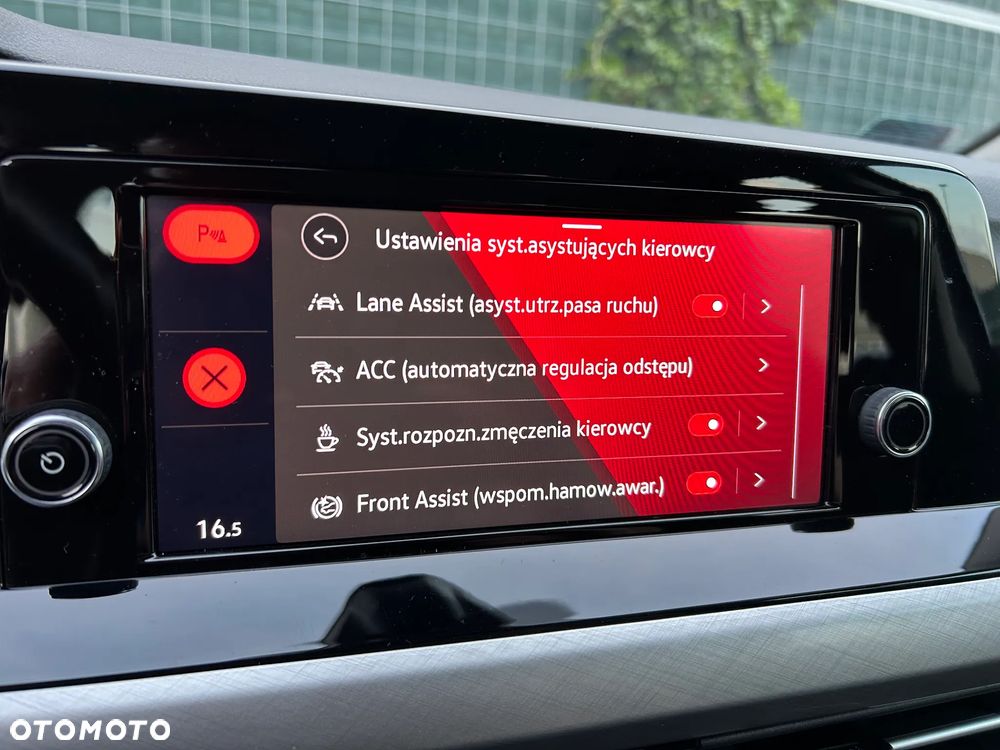 Volkswagen Golf VIII 2.0 TDI Life - 25