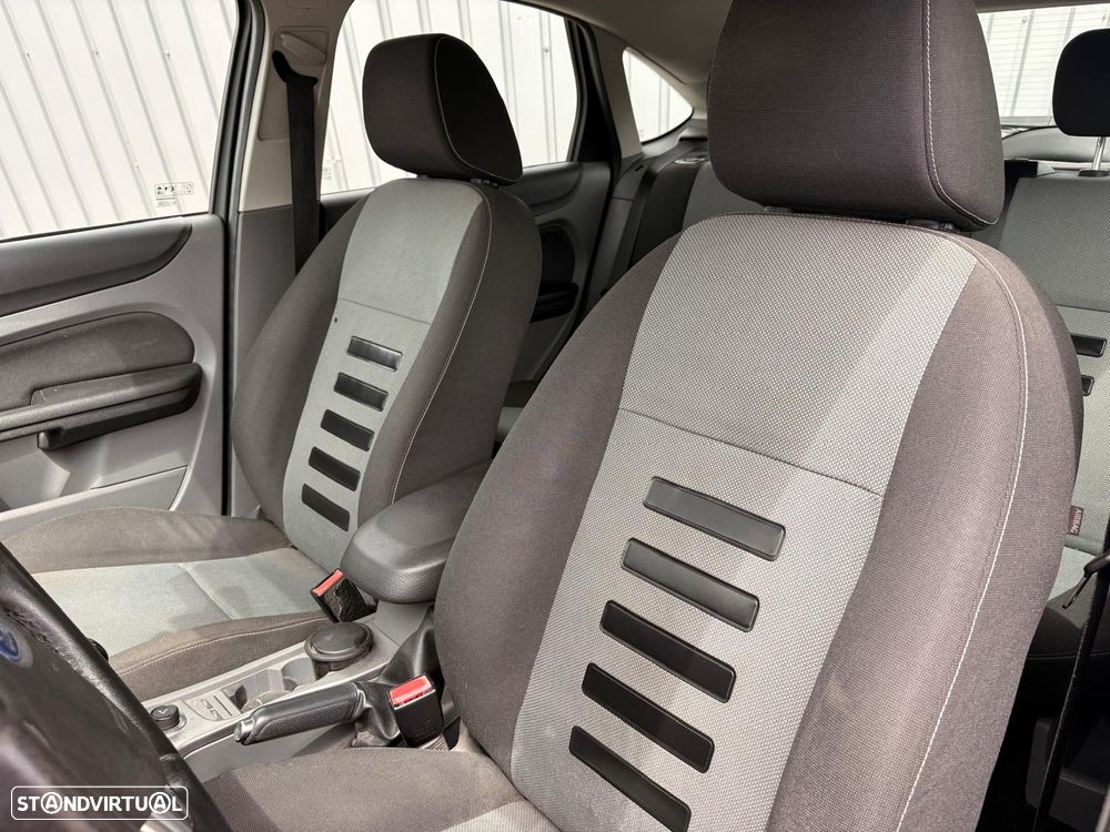 Ford Focus 1.6 TDCi Trend - 10