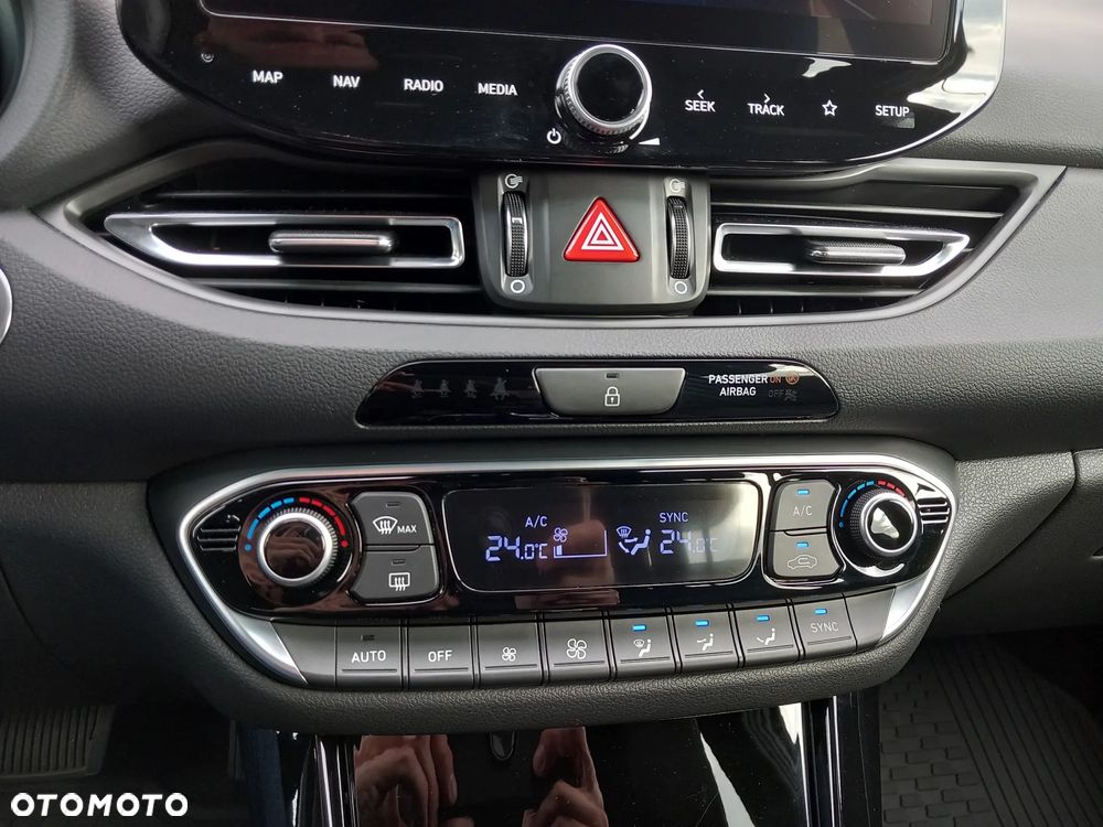 Hyundai i30 1.5 T-GDI 48V Smart DCT - 18