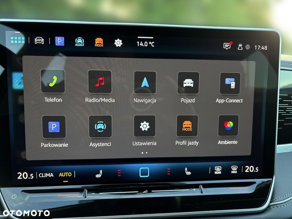 Volkswagen Passat - 25