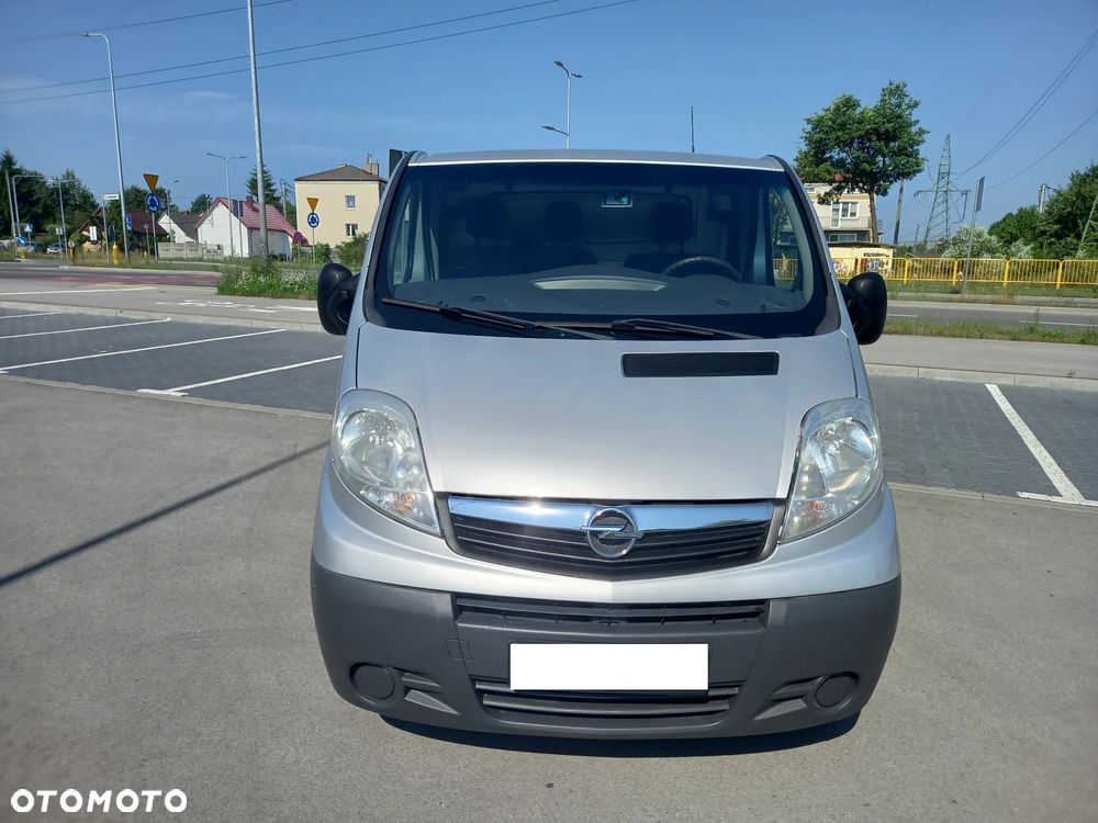 Opel VIVARO - 2