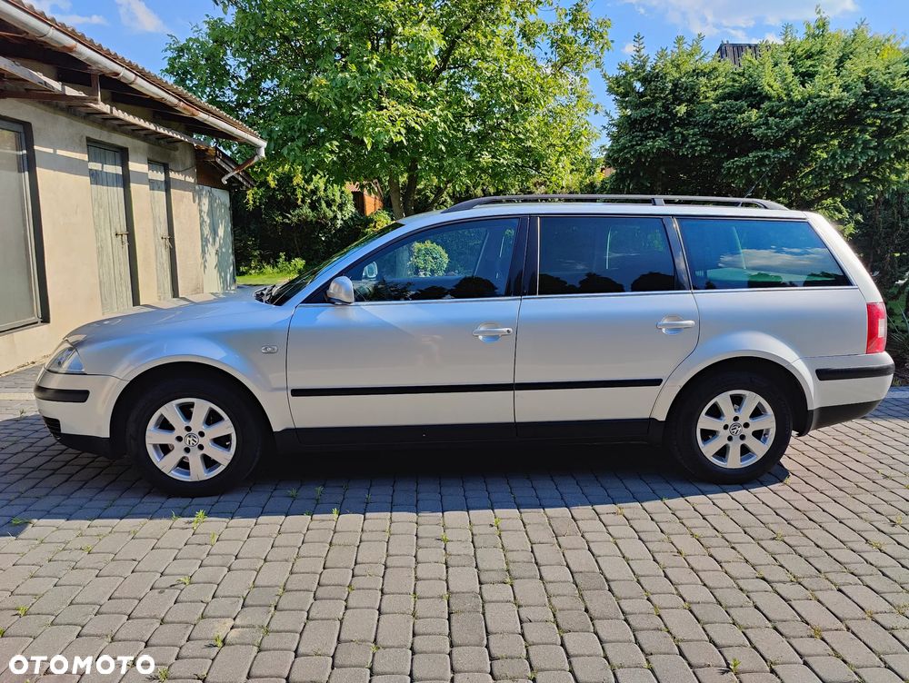Volkswagen Passat 1.9 TDI Comfortline - 4