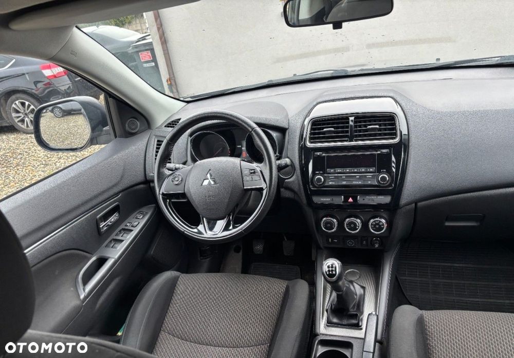 Mitsubishi ASX - 20