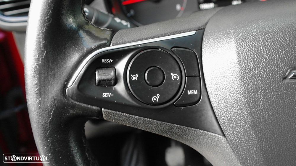 Opel Crossland X 1.2 T 120 Anos - 27