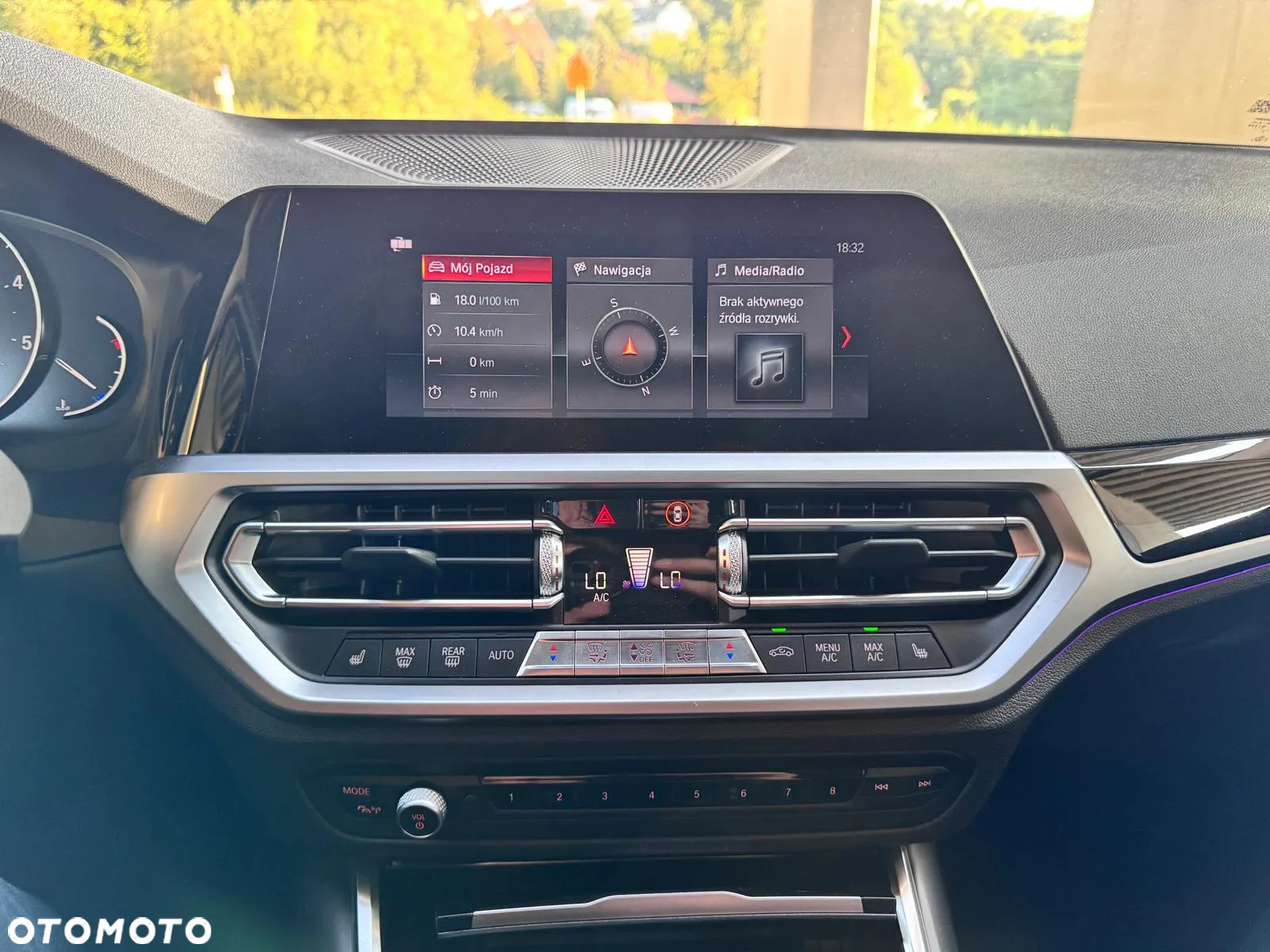 BMW Seria 3 320d Touring xDrive Sport Line - 29
