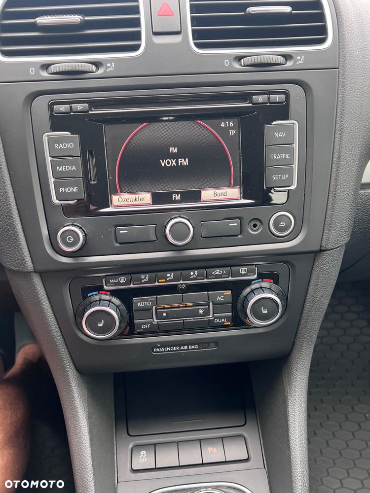 Volkswagen Golf - 18