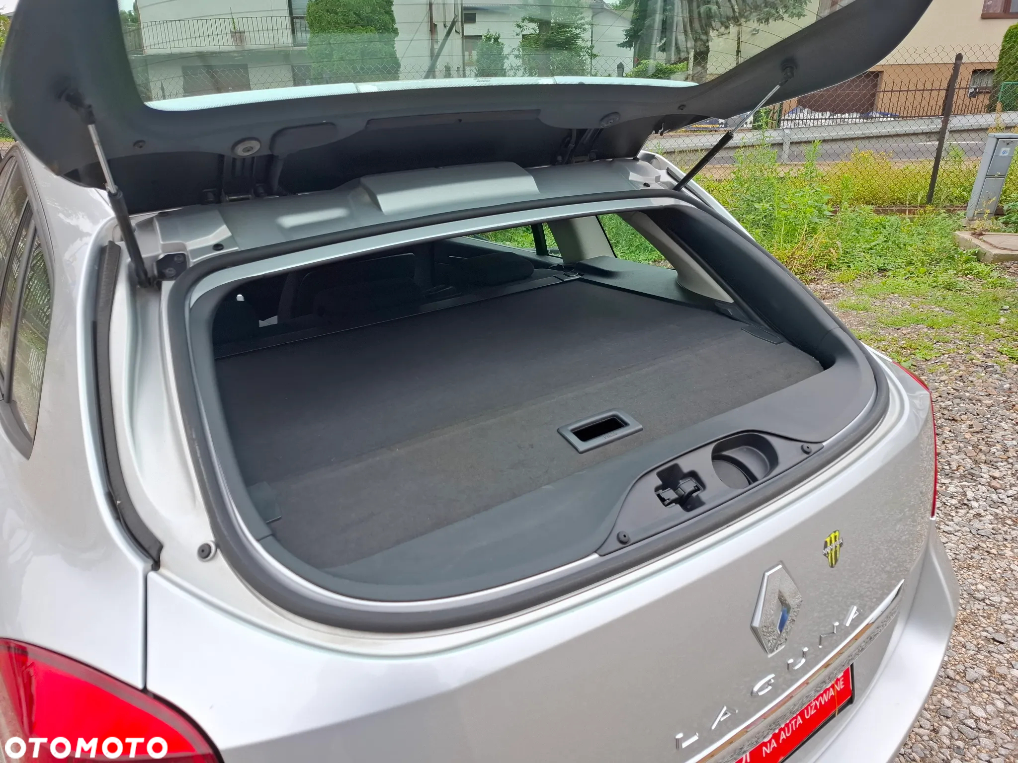 Renault Laguna 2.0 dCi Black Edition - 15