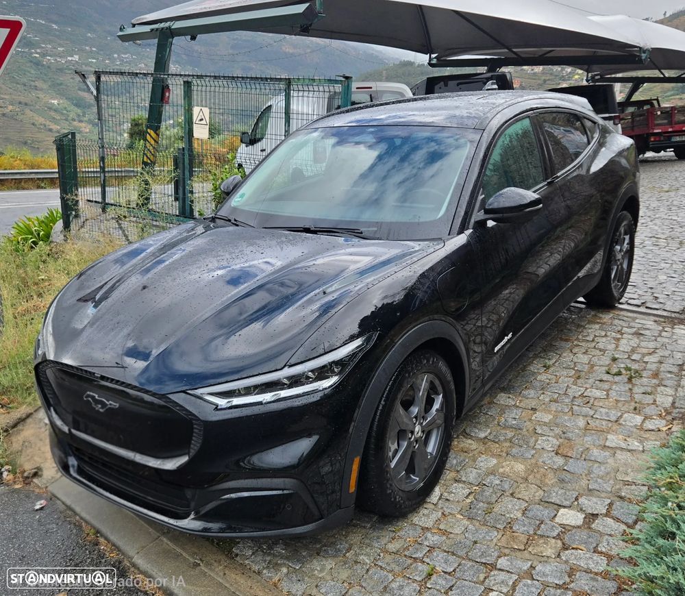 Ford Mustang Mach-E 75.7 kWh Base - 3