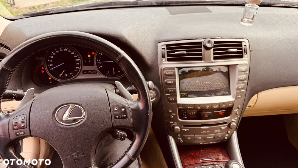 Lexus IS 250 Prestige - 6
