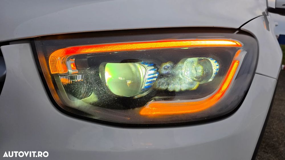 Mercedes-Benz GLC 220 d 4MATIC 9G-TRONIC - 38