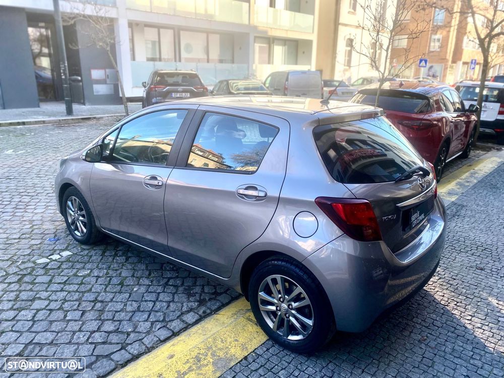 Toyota Yaris 1.4 D-4D Comfort - 8