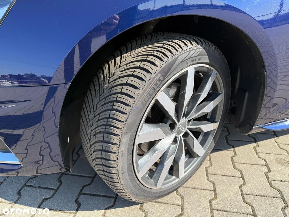 Audi A4 Limousine 40 TFSI S tronic - 5