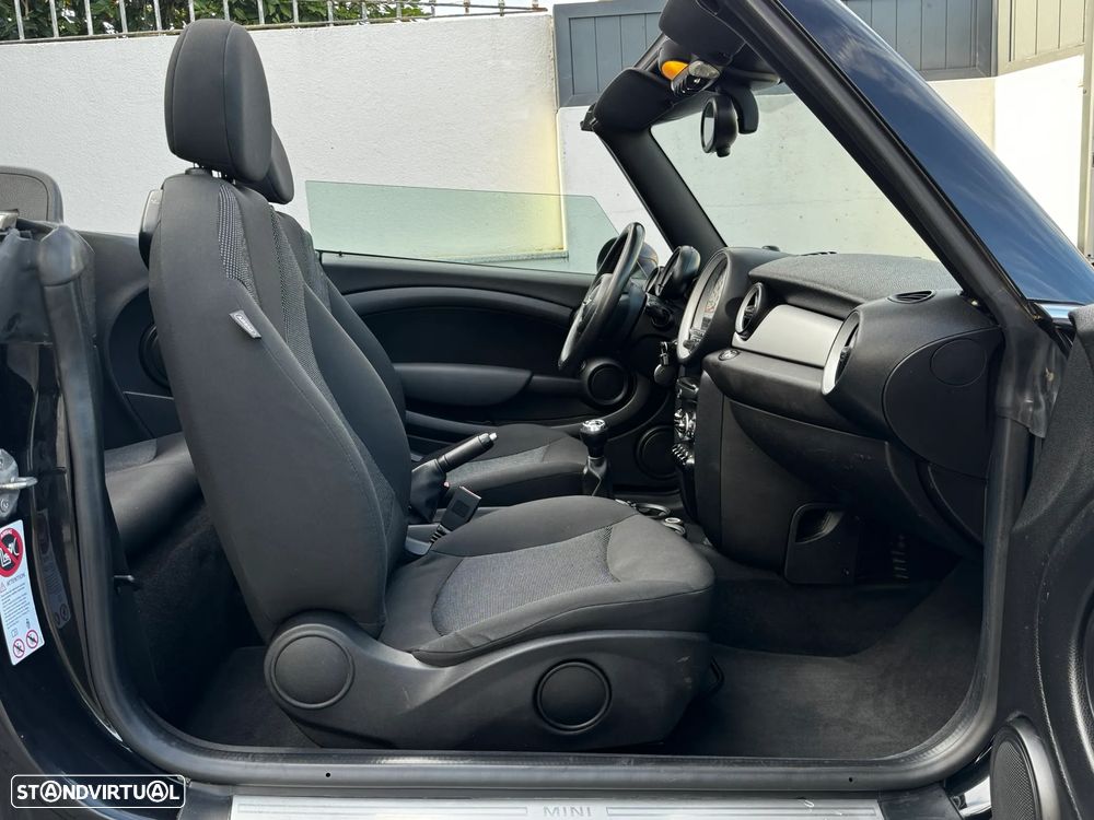 MINI Cabrio One - 8