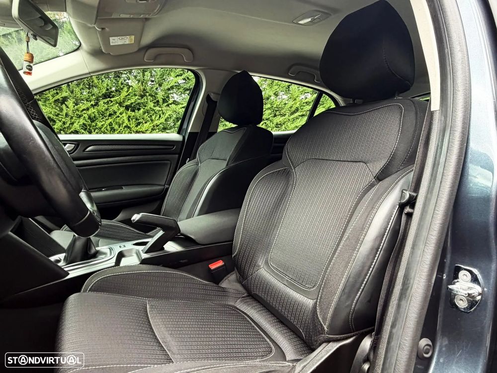 Renault Mégane BLUE dCi 115 ZEN - 16