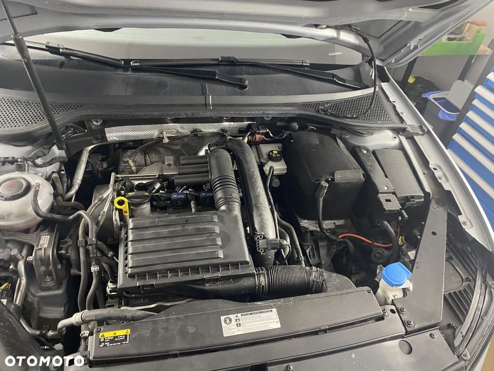Volkswagen Passat 1.4 TSI BMT ACT Comfortline - 8