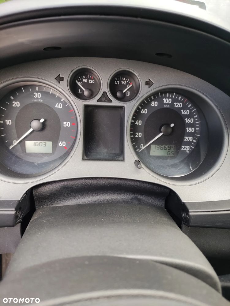 Seat Ibiza - 8