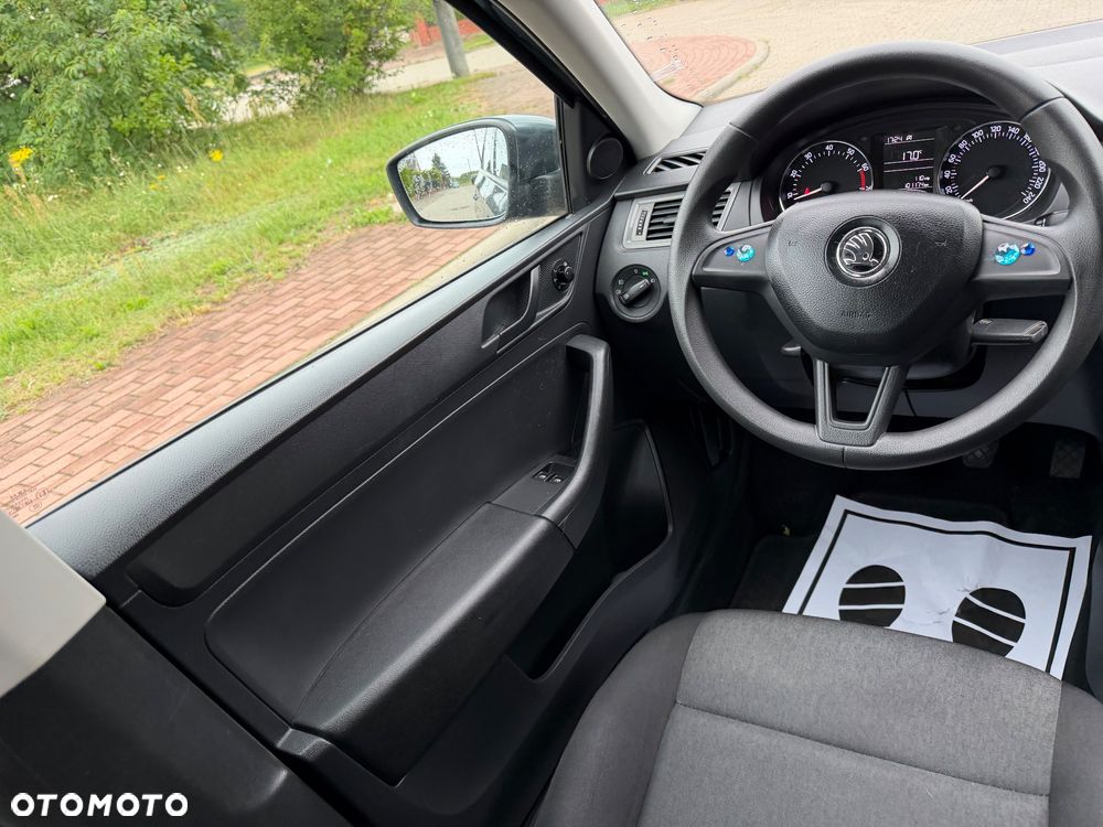 Skoda RAPID 1.2 TSI (Green tec) Emotion Plus - 20