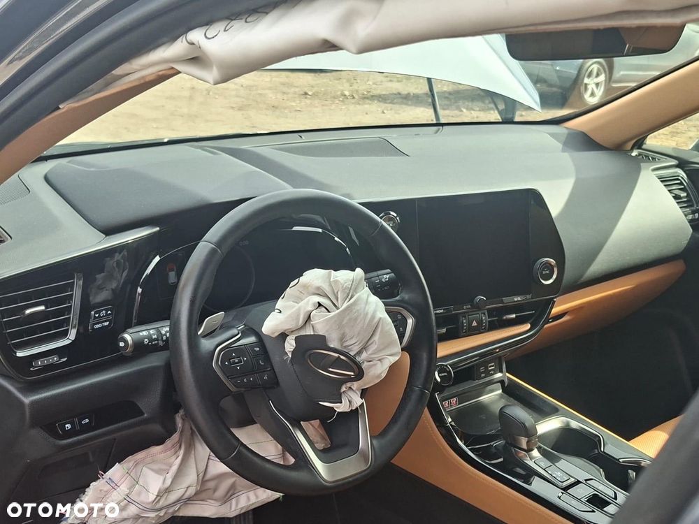 Lexus NX - 16