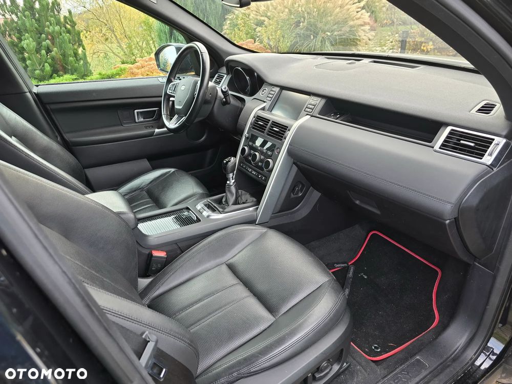 Land Rover Discovery Sport - 10
