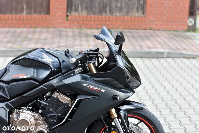 Honda CBR - 8