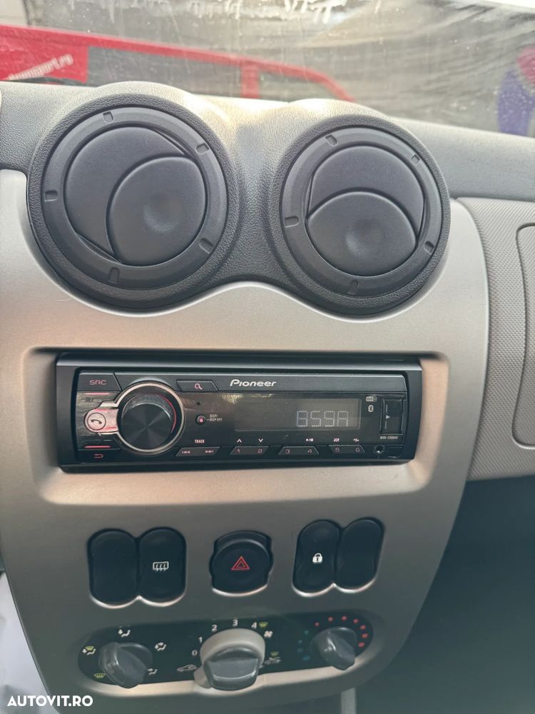 Dacia Sandero 1.4 MPI Ambiance - 14