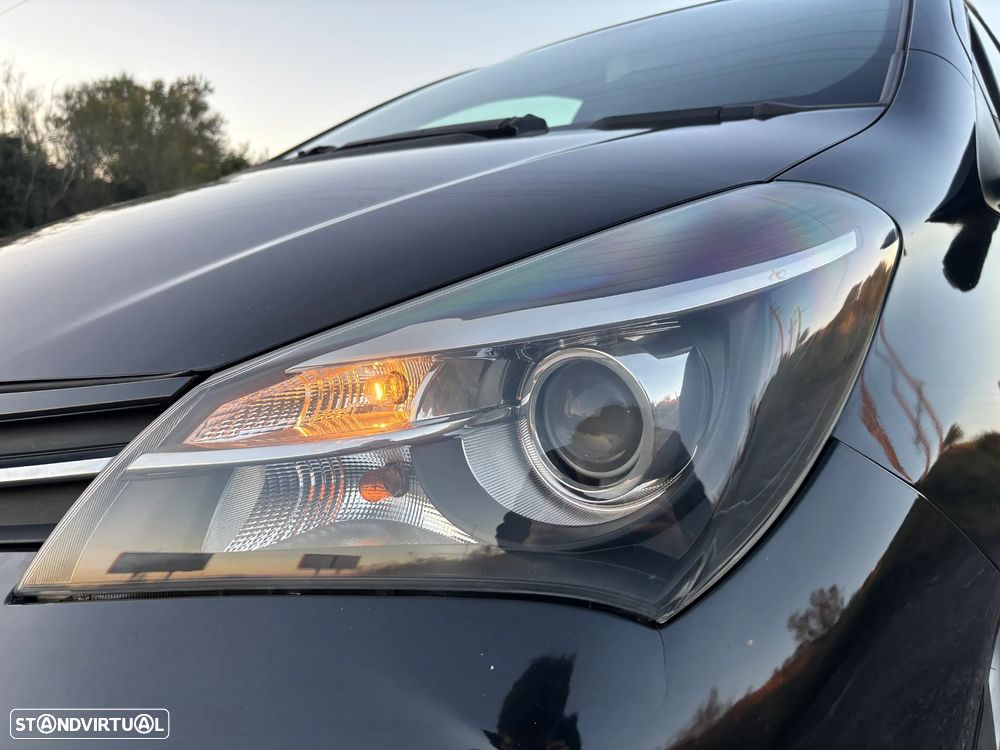 Toyota Yaris 1.4 D-4D Comfort+P.Style - 32