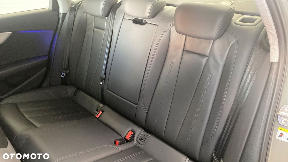 Audi A4 Limousine 35 TFSI mHEV S Line S tronic - 12