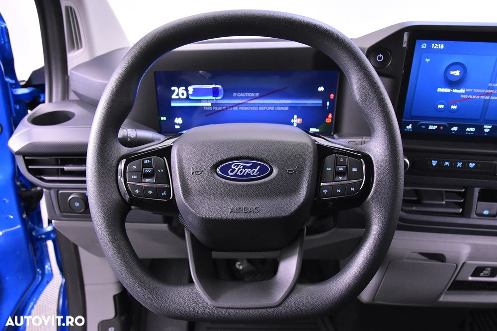 Ford Transit Custom Van - 14