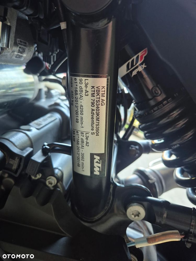 KTM Adventure 790 - 16