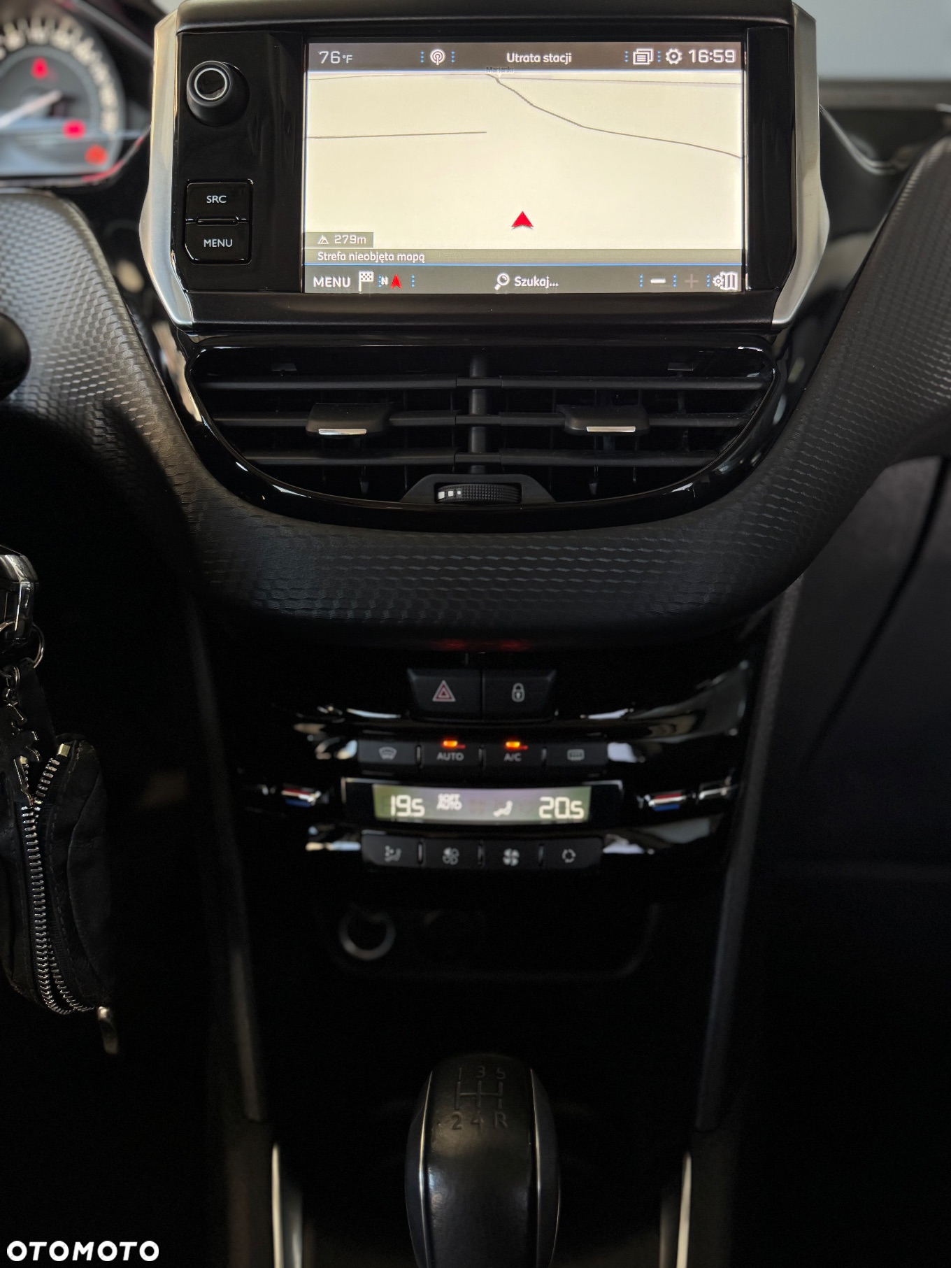 Peugeot 208 1.2 PureTech Allure S&S - 23
